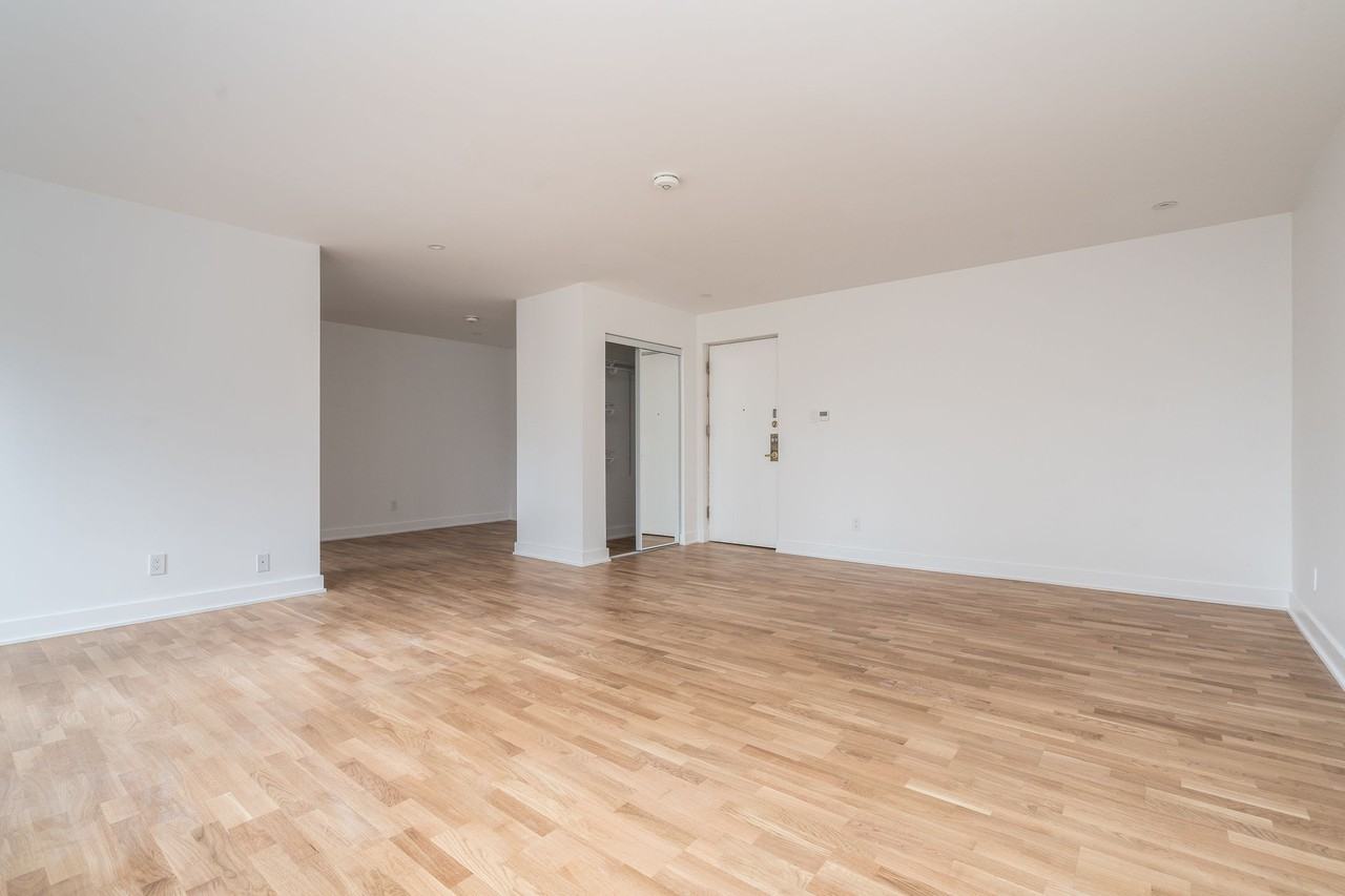 39, 47-49 Riverwood Parkway - Photo 3 of 11