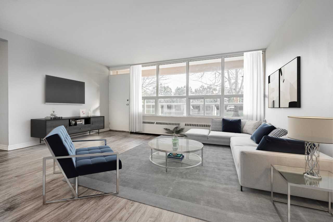 780 Wonderland Road South - Photo 2 of 14