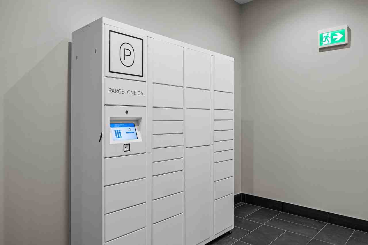 Central - Photo 6 of 50