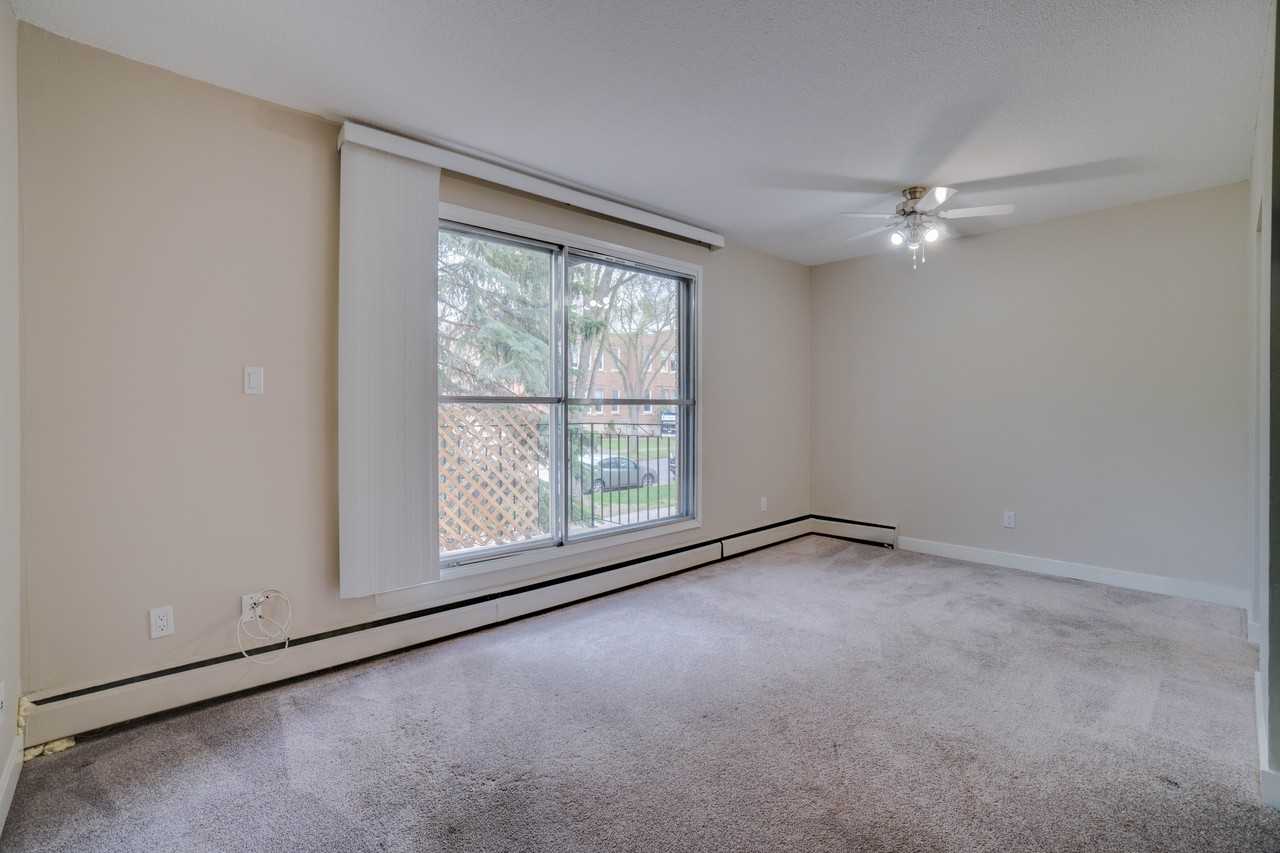 Lorinda Court - Photo 4 of 23
