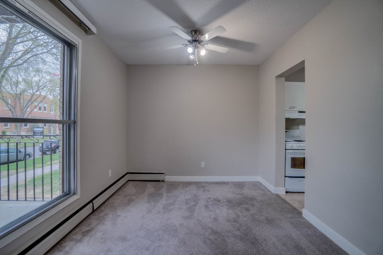 Lorinda Court - Photo 5 of 23