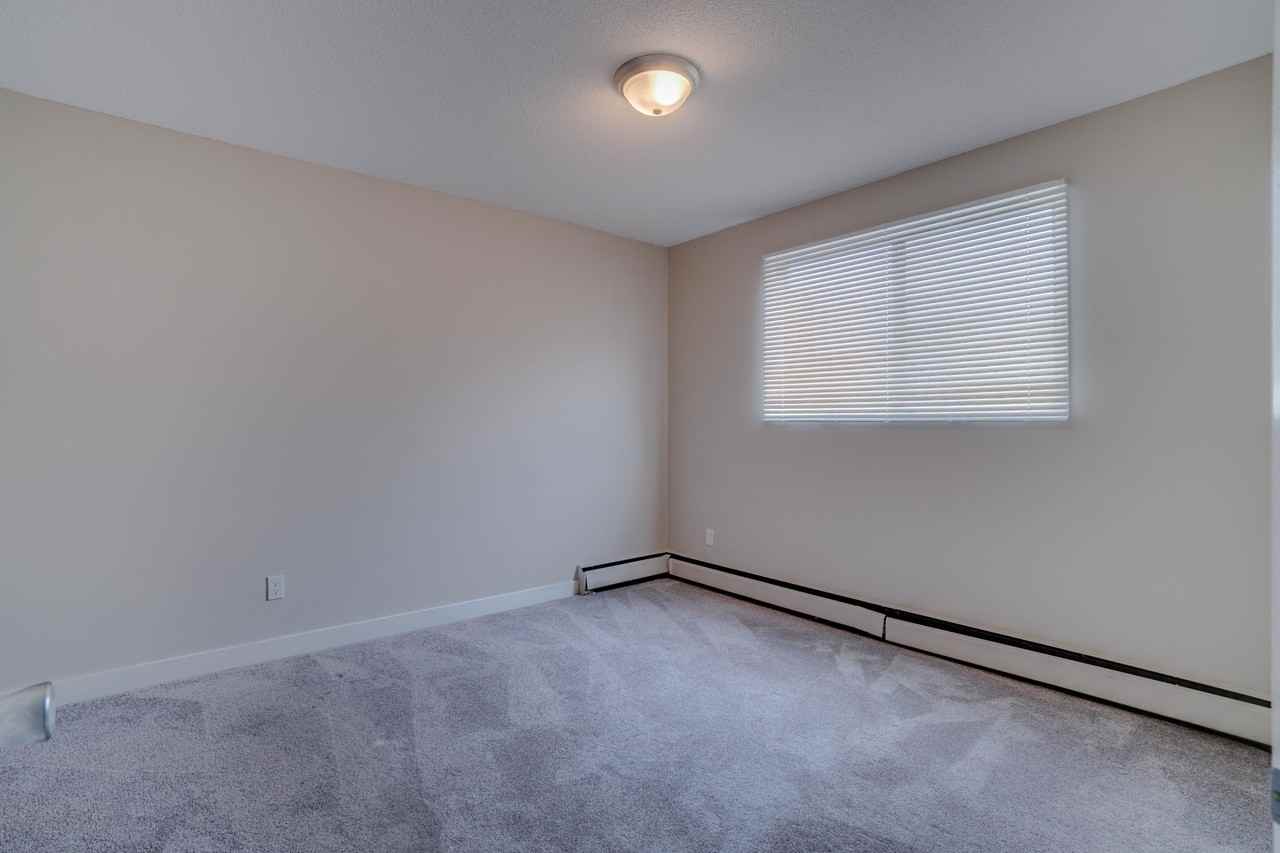 Lorinda Court - Photo 7 of 23