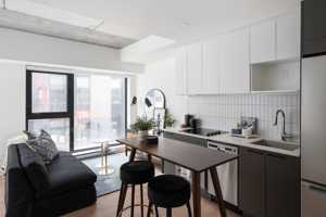 featured image of 235 Rue Young