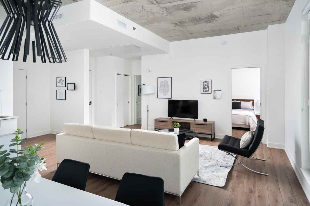 Zenith - Condos for rent - Photo 2 of 50