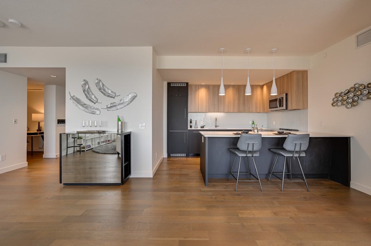 SKY Signature Suites - Photo 5 of 36