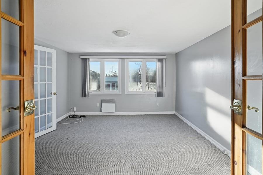 704 Claude Street Unit B - Photo 5 of 13