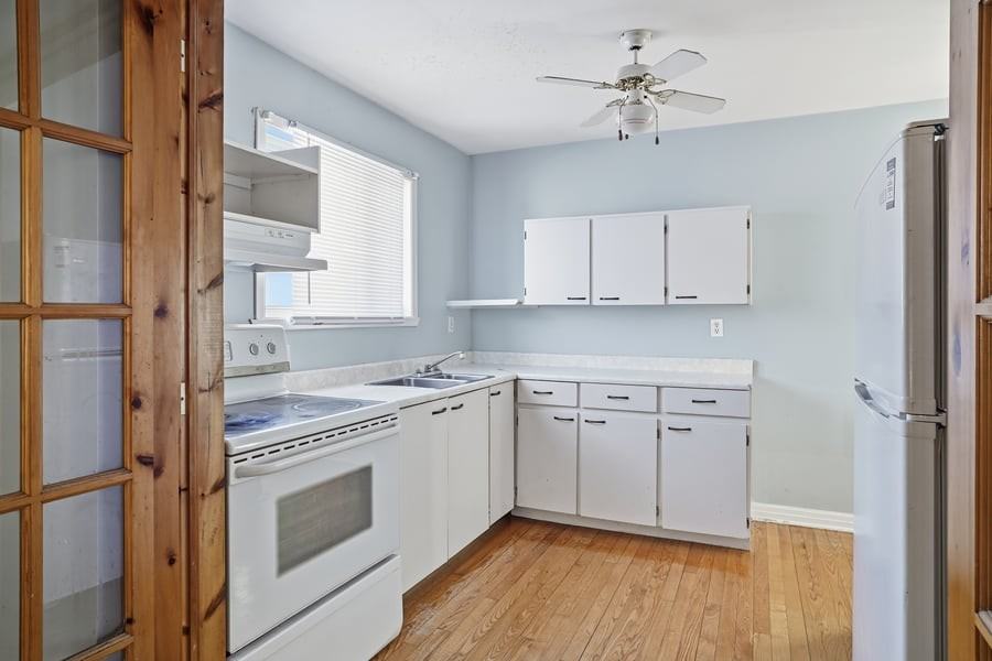 704 Claude Street Unit B - Photo 7 of 13