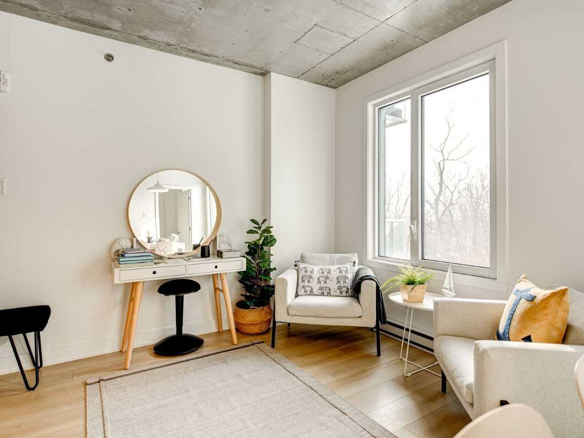 Le Shaughn - Photo 4 of 12