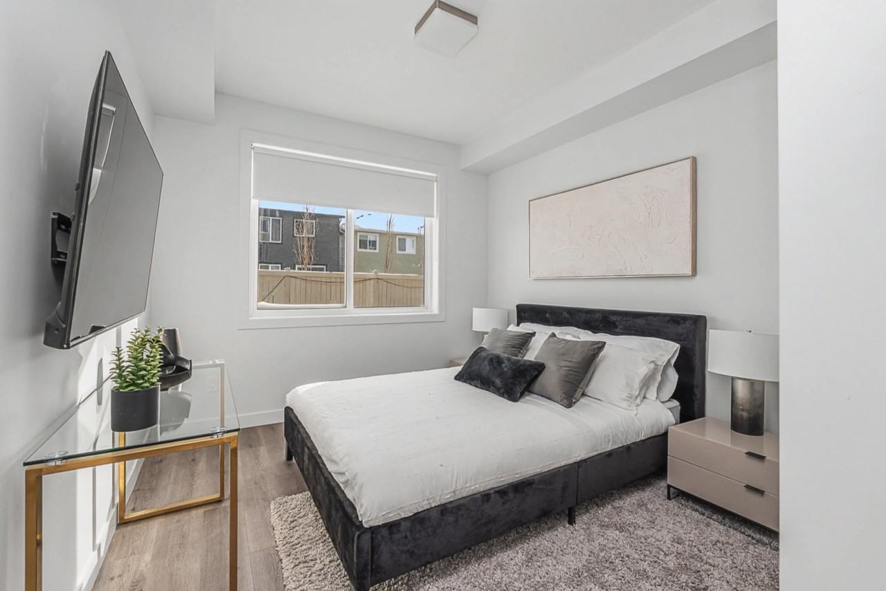 Edgemont Flats - Photo 4 of 11