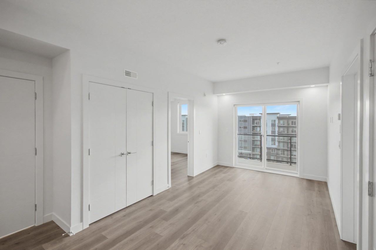 Edgemont Flats - Photo 6 of 11