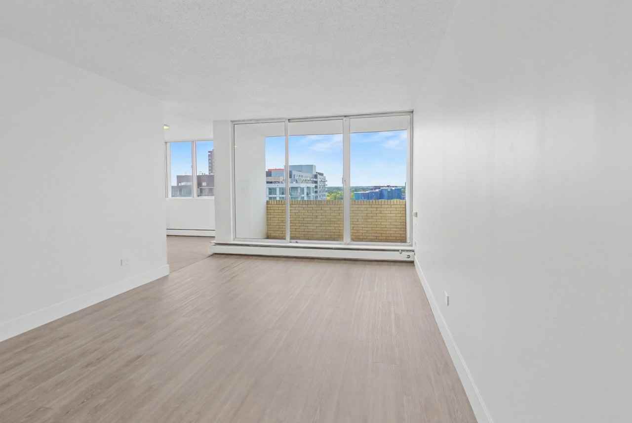 Signature Tower - Photo 4 of 9