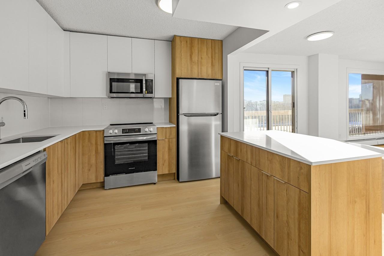 The David Thompson - Photo 3 of 11