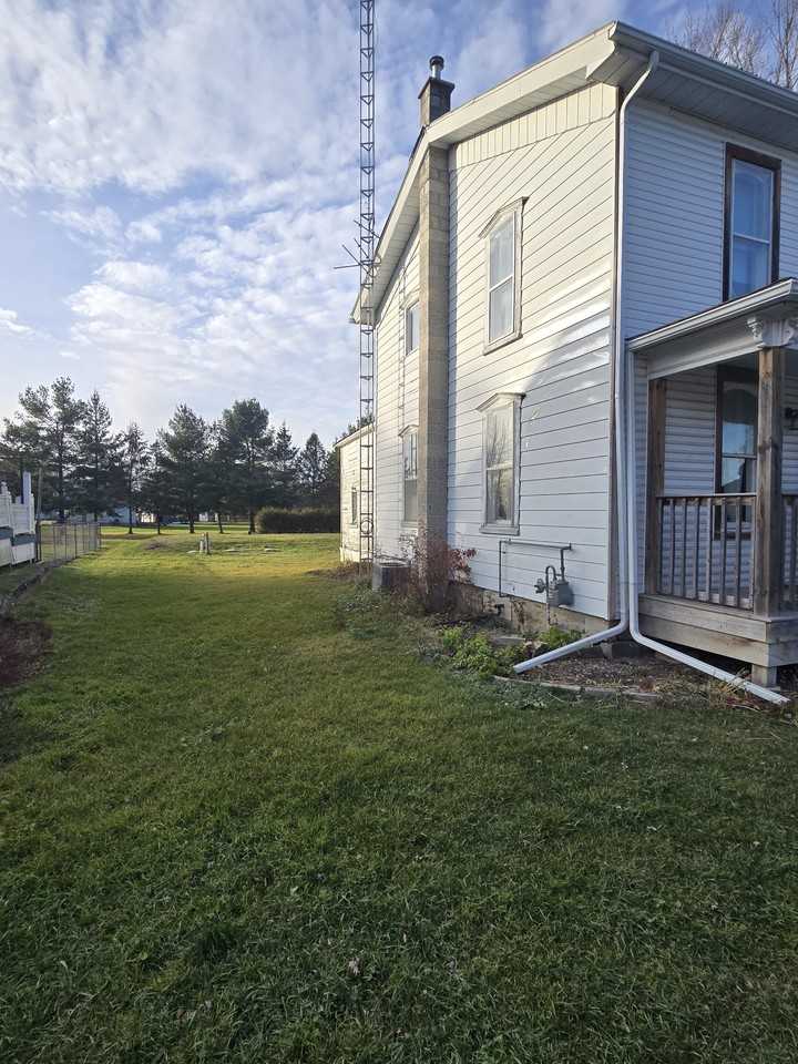 11507 Queen Street Inkerman ON - Photo 2 of 32