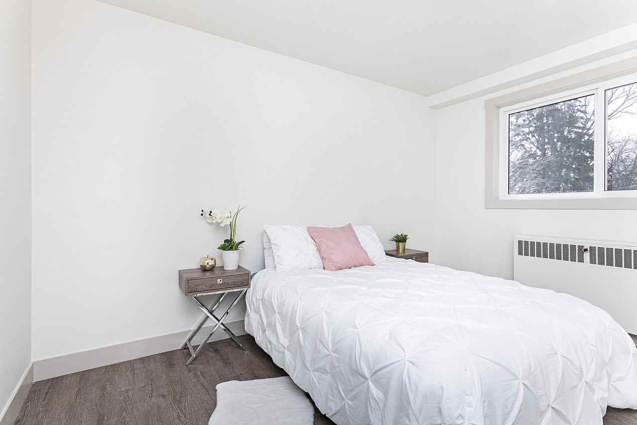 The Duchess (11748 125 Street) - Photo 7 of 50