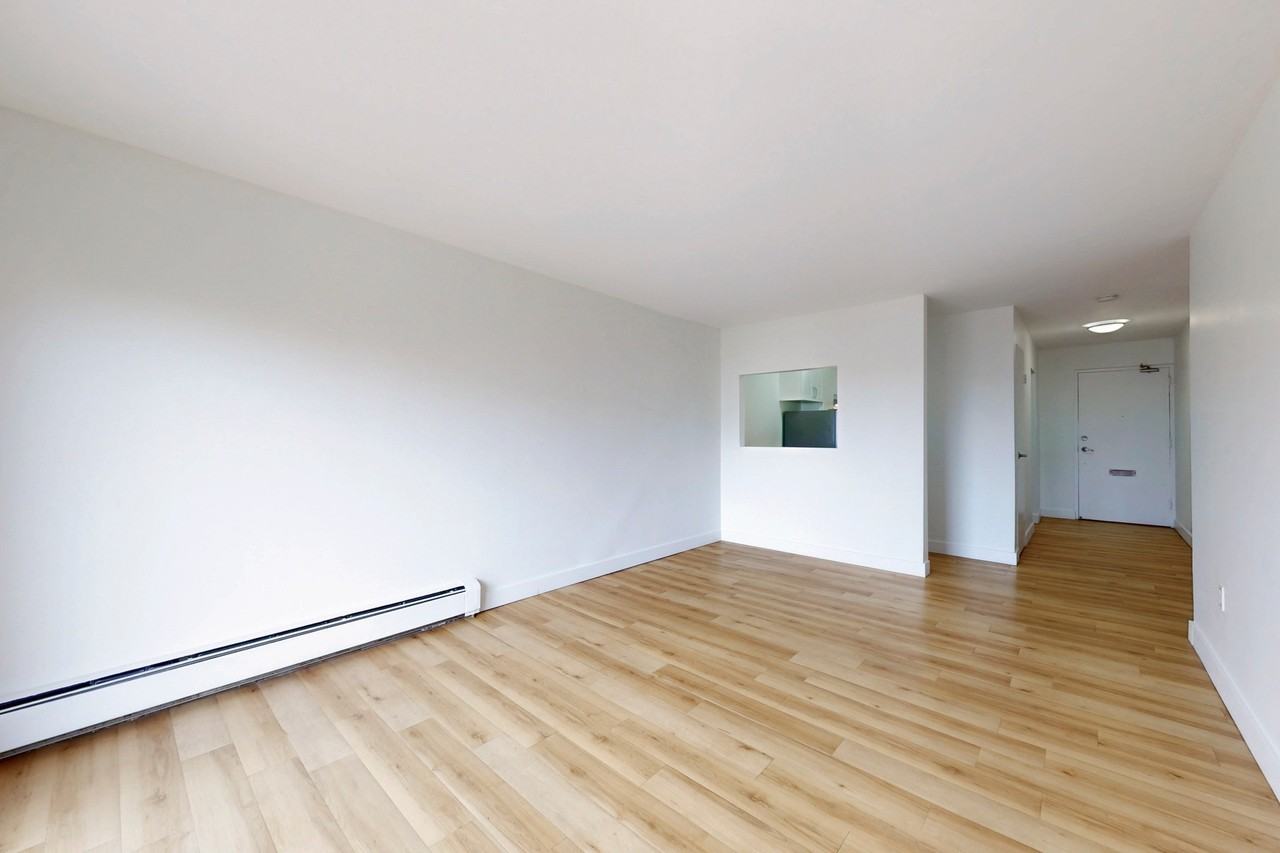 530 PROUDFOOT LANE - Photo 5 of 10