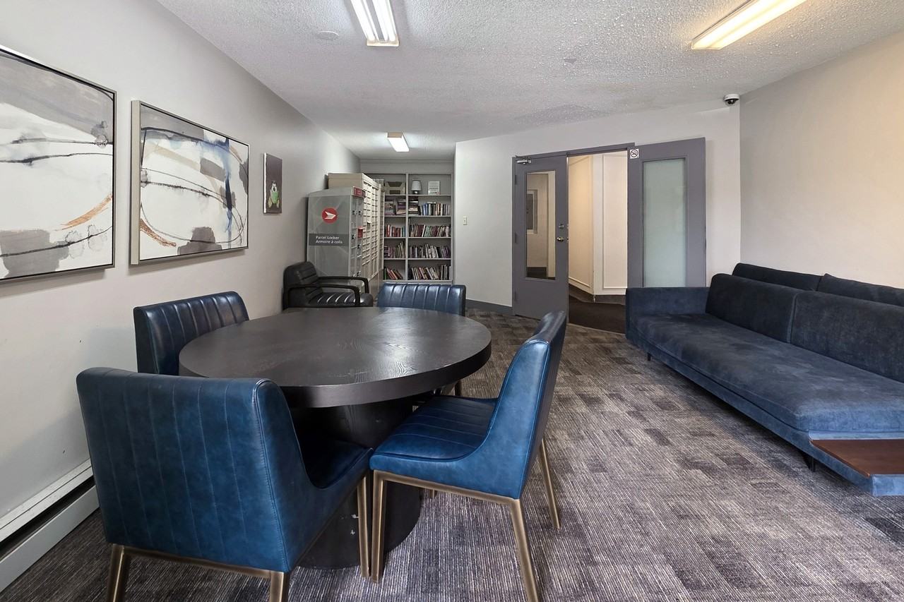 530 PROUDFOOT LANE - Photo 7 of 10