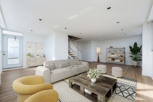 The Kingsview - Photo 1 of 1