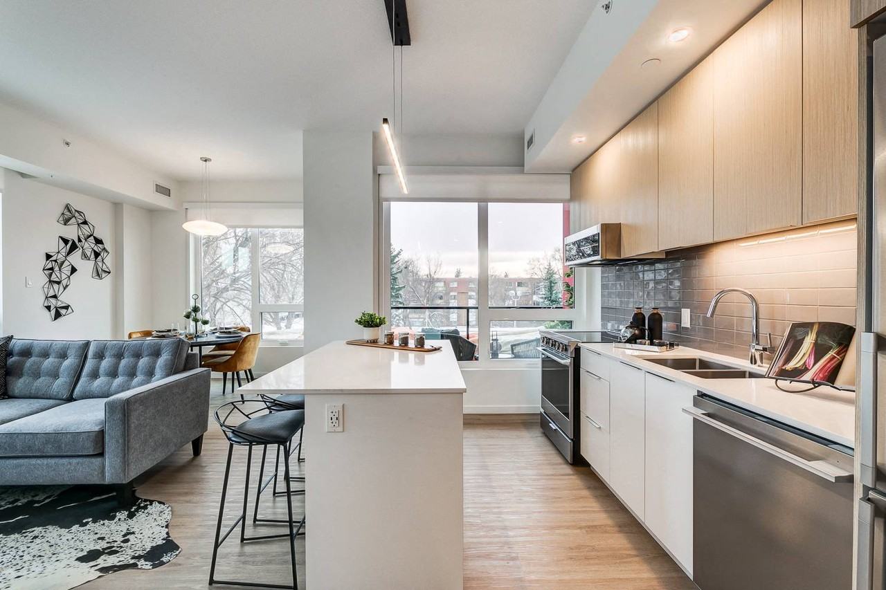 Southpark on Whyte - Photo 4 of 50