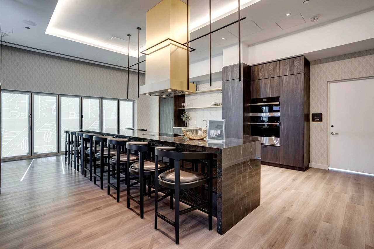 Citizen on Jasper - Photo 3 of 50