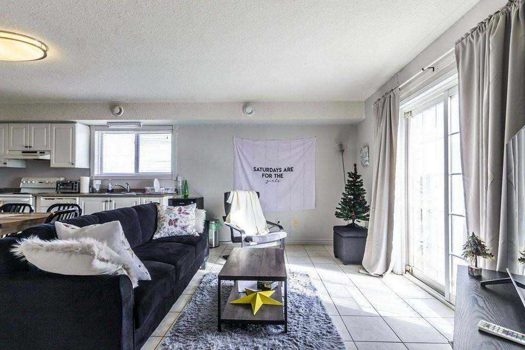 Sixty Two - Photo 6 of 17