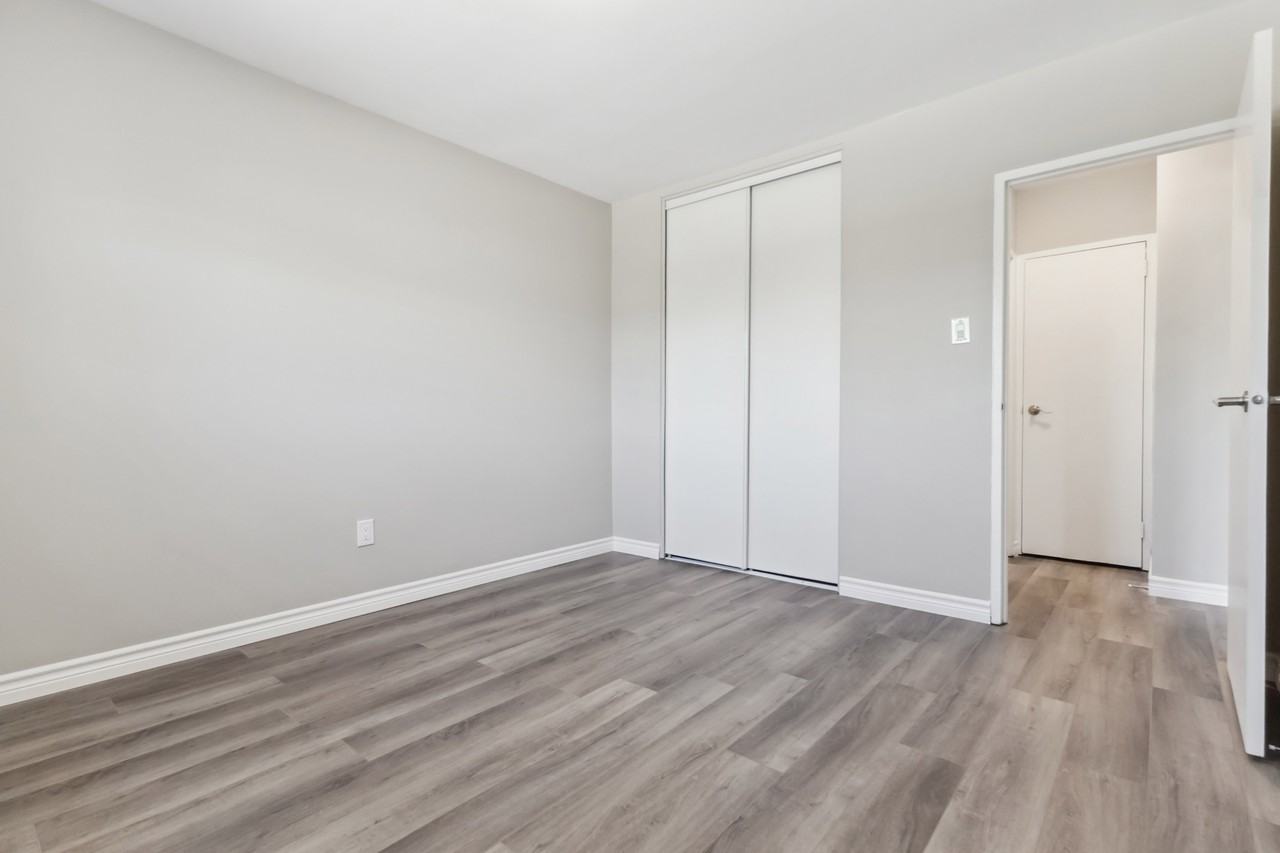 Granite House - Photo 6 of 26