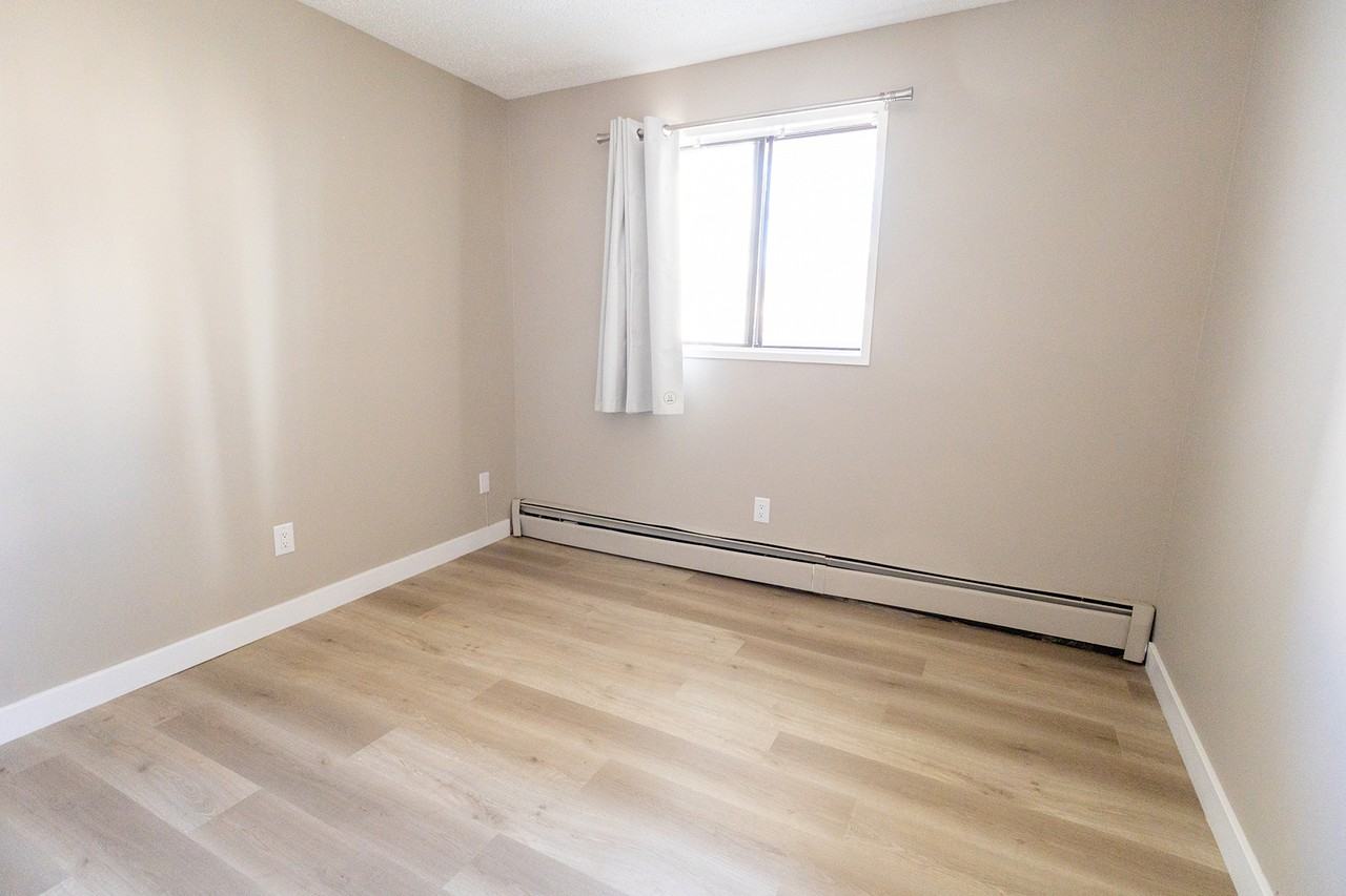 Morros Manor - Photo 7 of 12