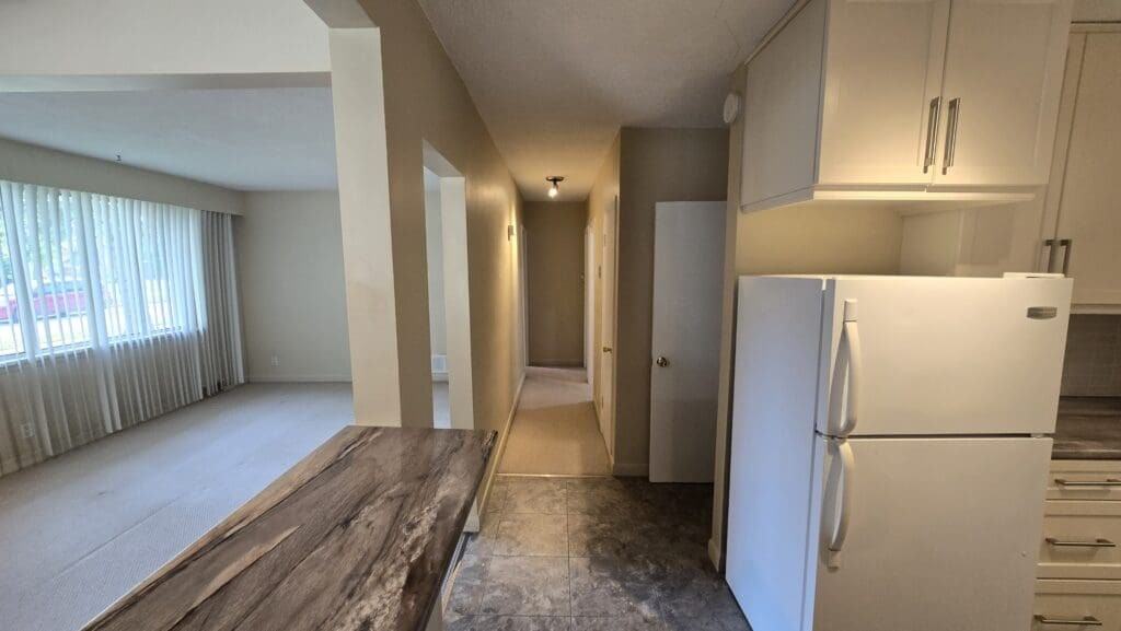 971 Calrossie Blvd - Photo 6 of 9