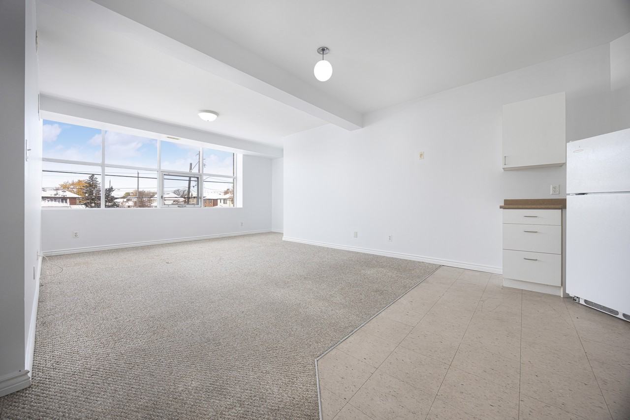 3433 Bathurst St. - Photo 6 of 13