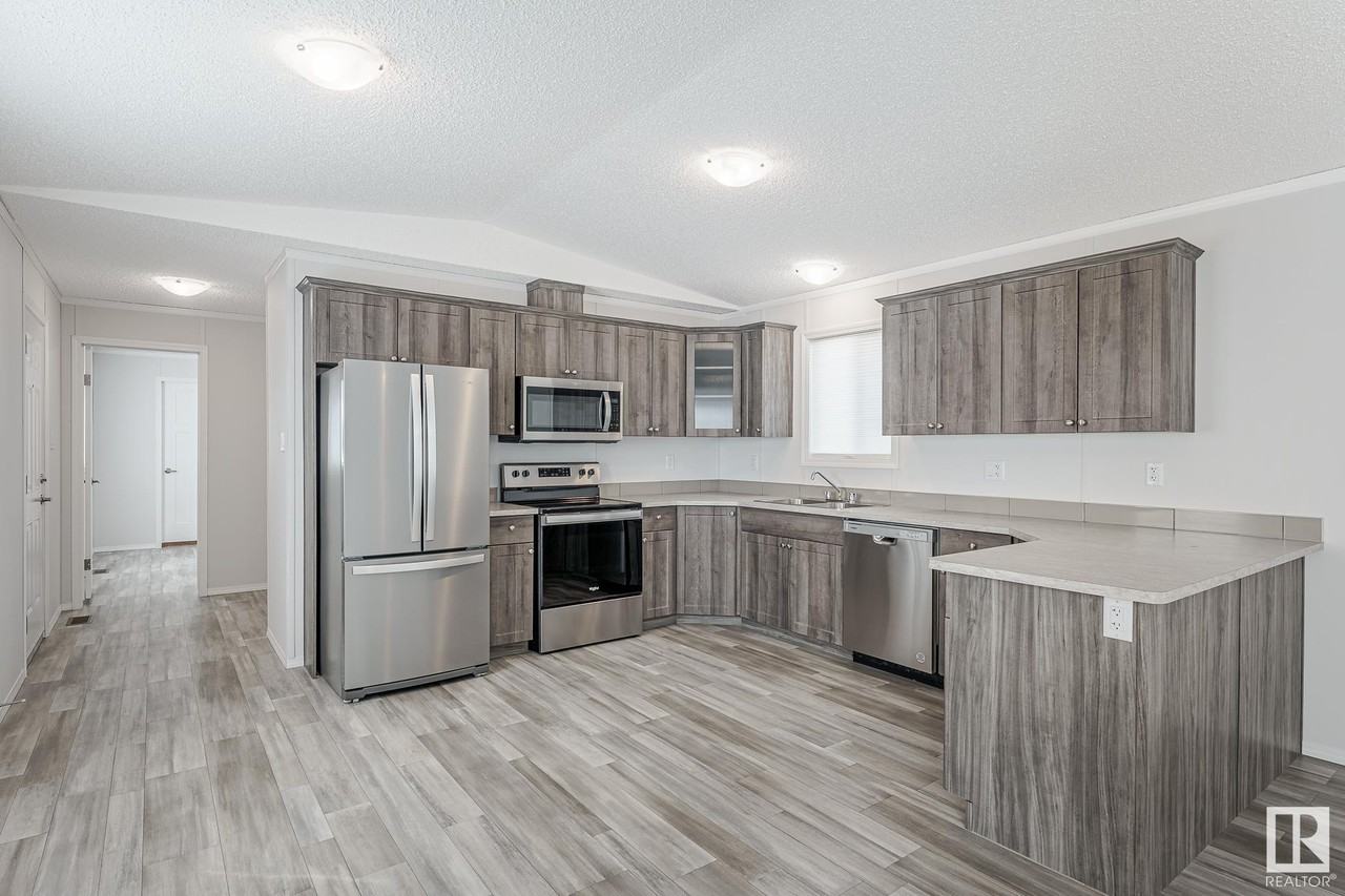 Parkland Village - Photo 7 of 36