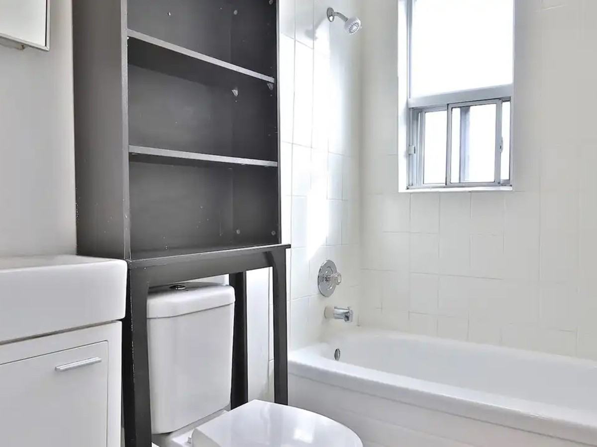 34 Heydon Park Road - Photo 7 of 8