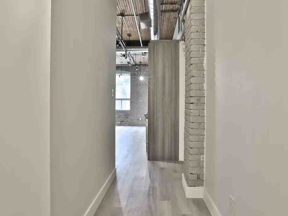 34 Noble Street - Photo 5 of 11