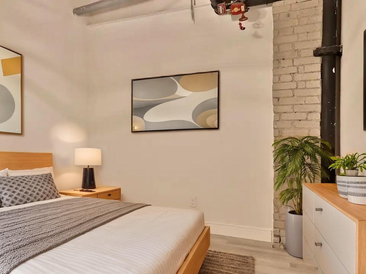 34 Noble Street - Photo 6 of 11