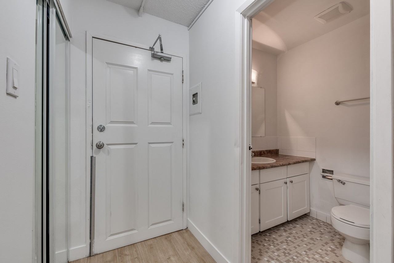 Marine Terrace - Photo 4 of 46