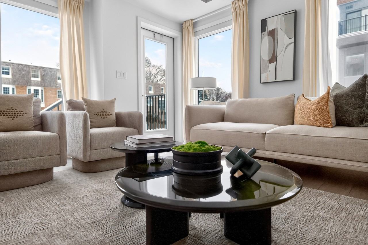 The Towns at York Mills & Leslie - Photo 6 of 33