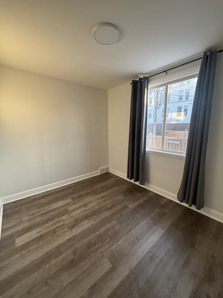 850A Winnipeg Avenue - Photo 6 of 10