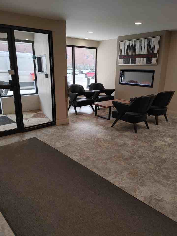 699 Talbot - Photo 3 of 5