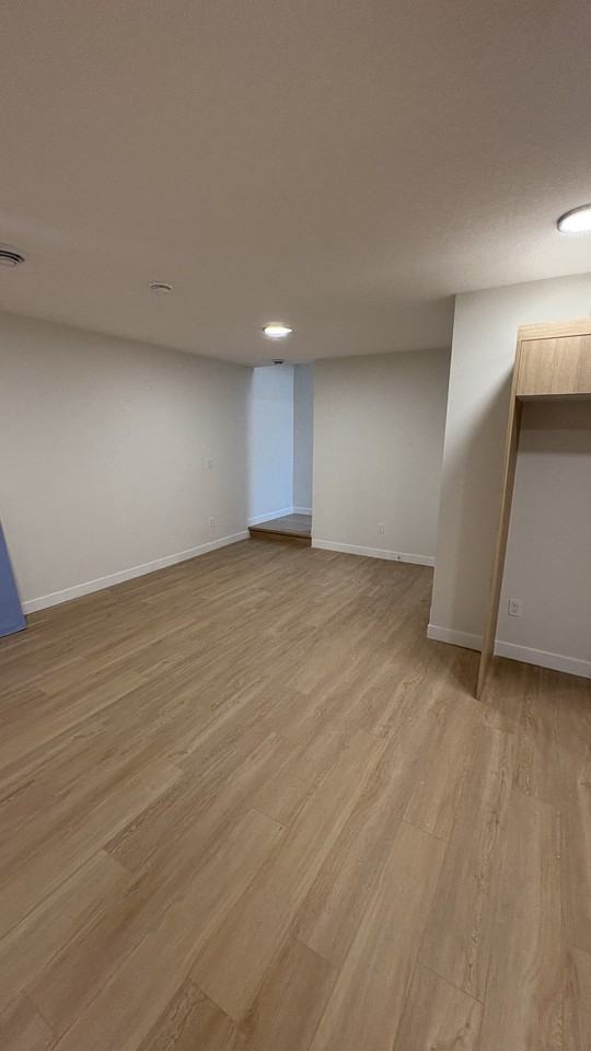 1527 51 St SE - basement - Photo 5 of 10