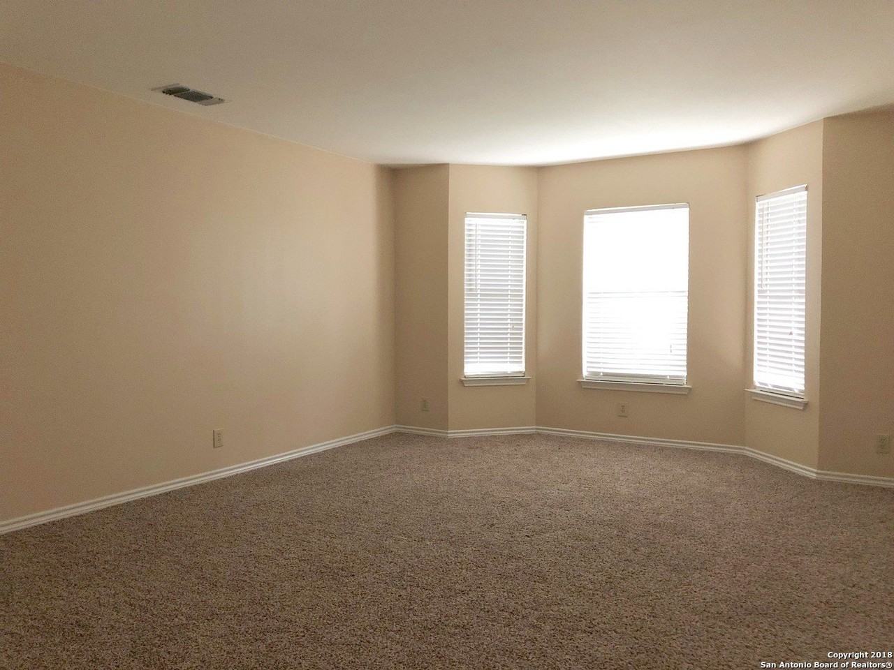 3311 Outrider - Photo 3 of 18