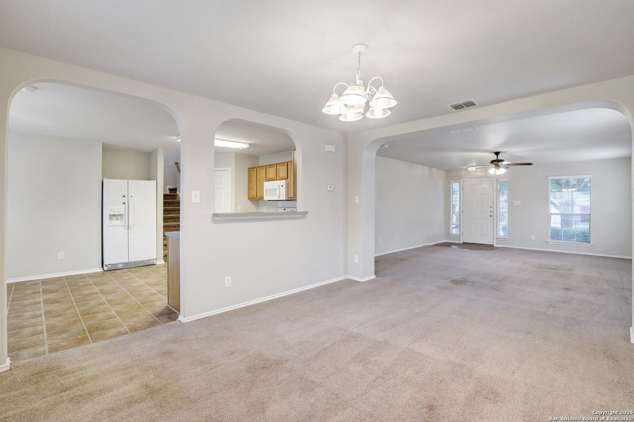 10248 Crystal Vw - Photo 6 of 26