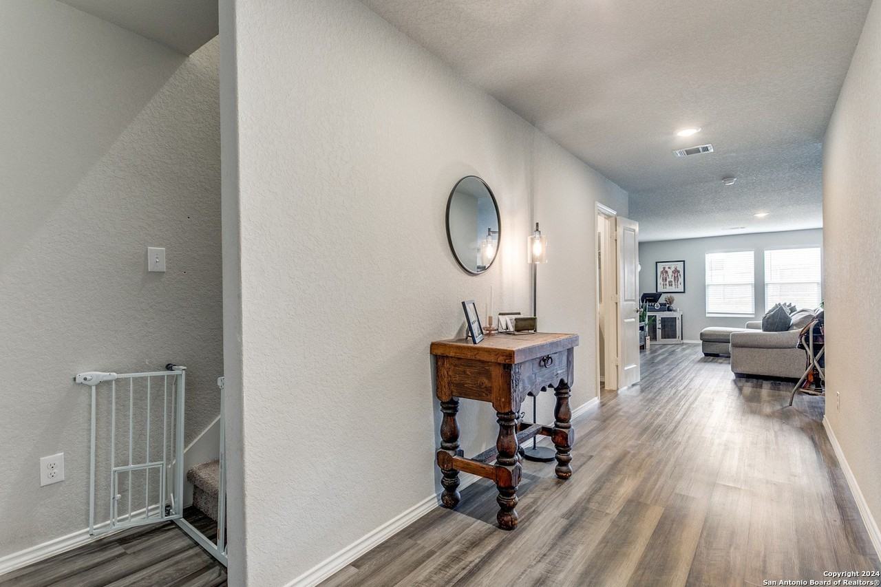 8846 Barrow Path - Photo 4 of 25