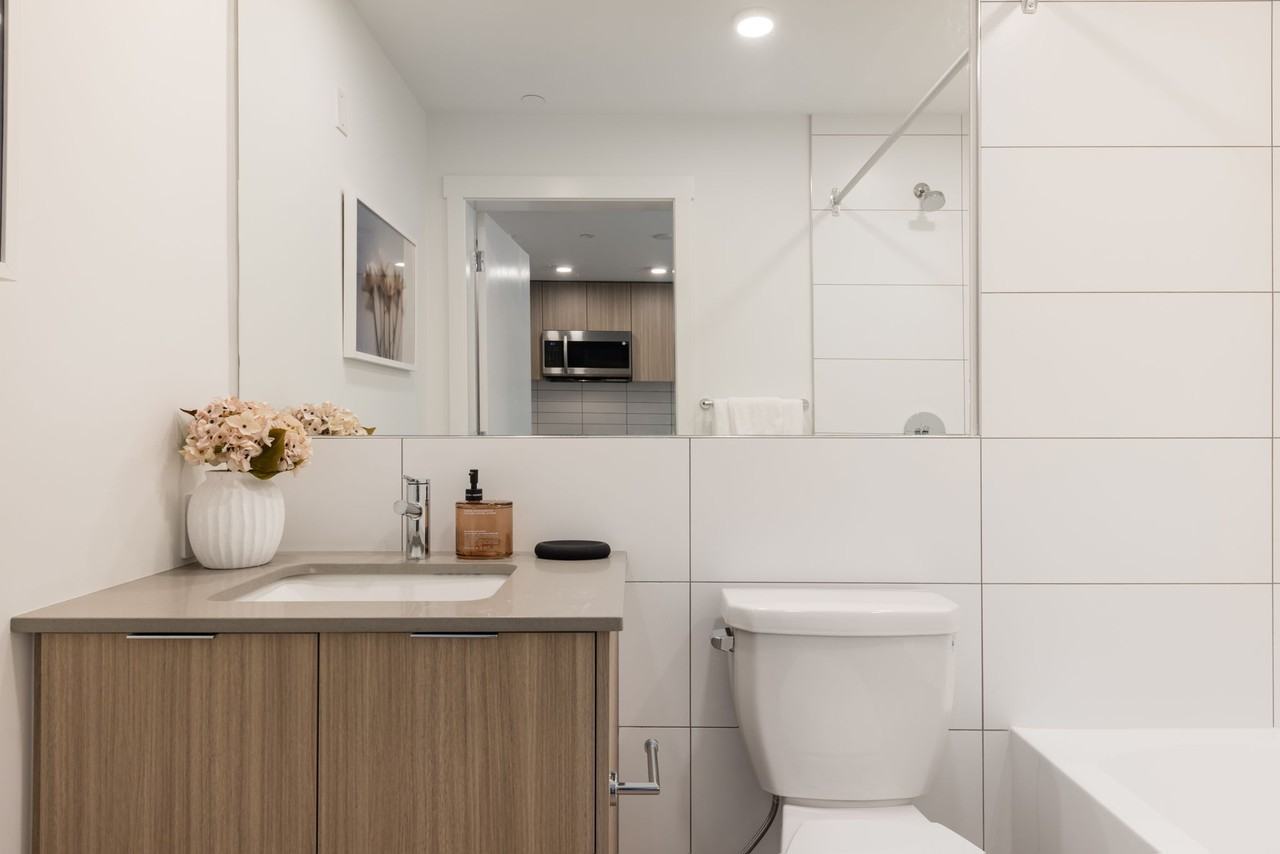 The Elms - Photo 4 of 28