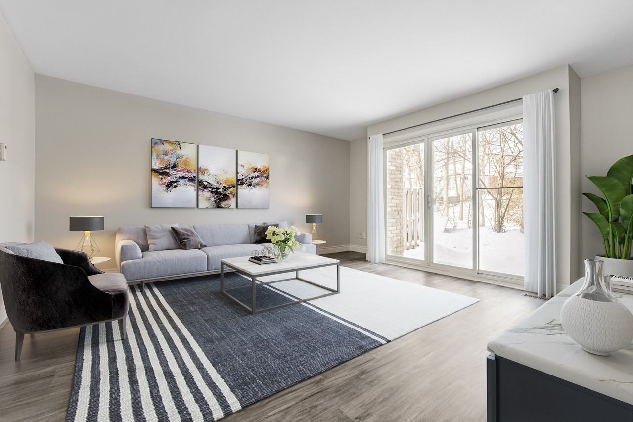 850-906 Wonderland Road South - Photo 2 of 10