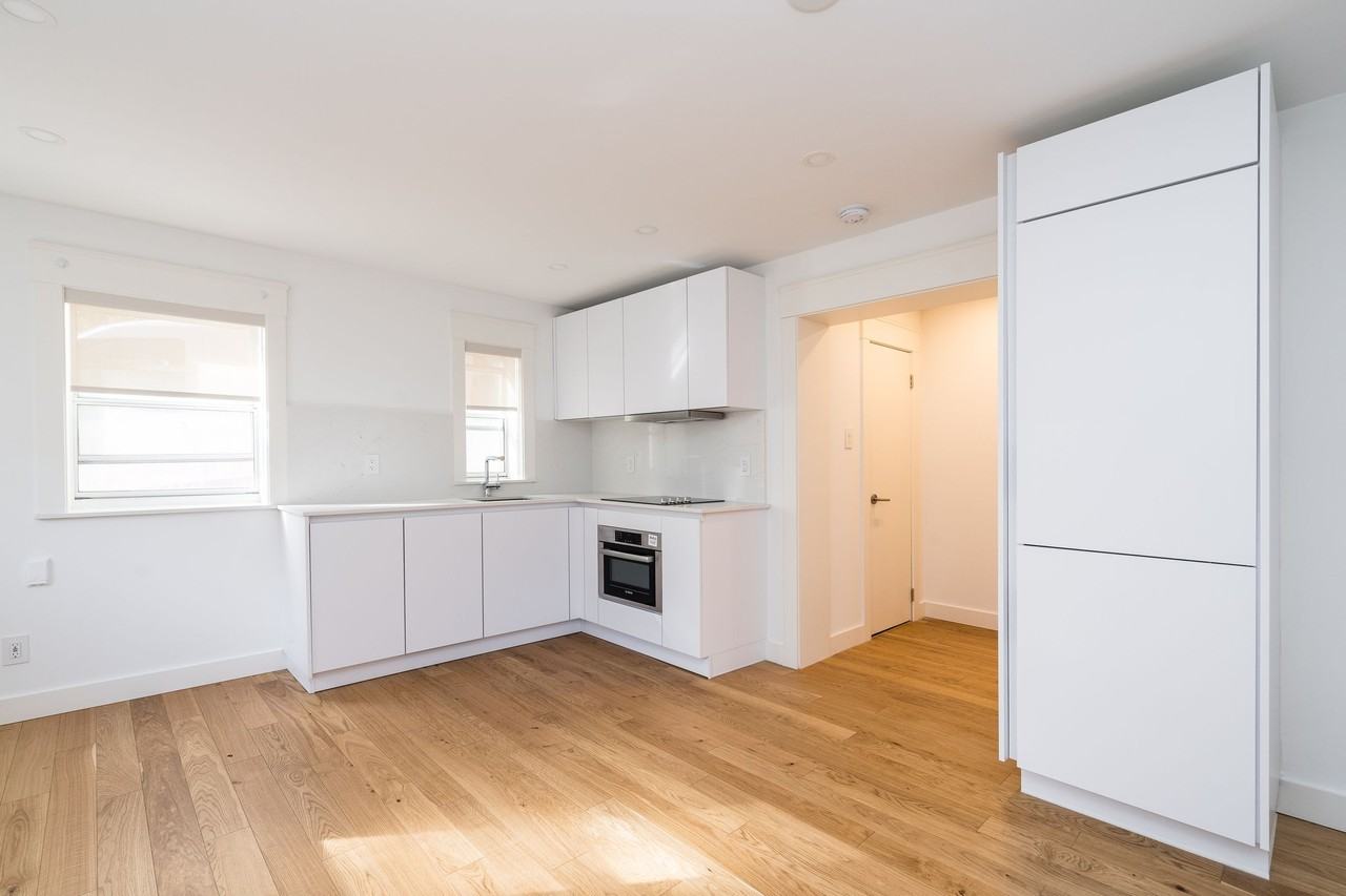 50 Gloucester Street - Photo 7 of 50