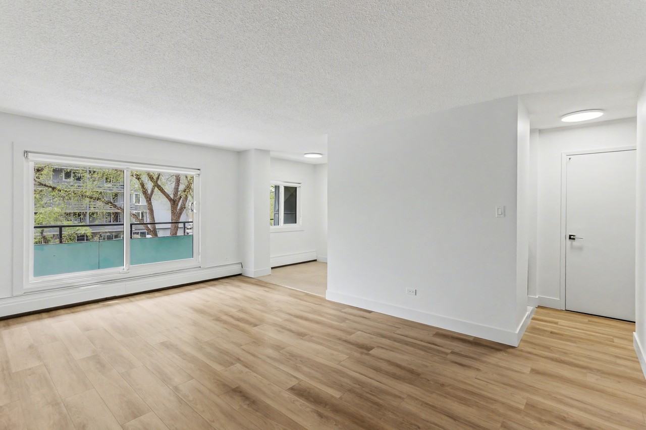 Axis Tower - Photo 3 of 6