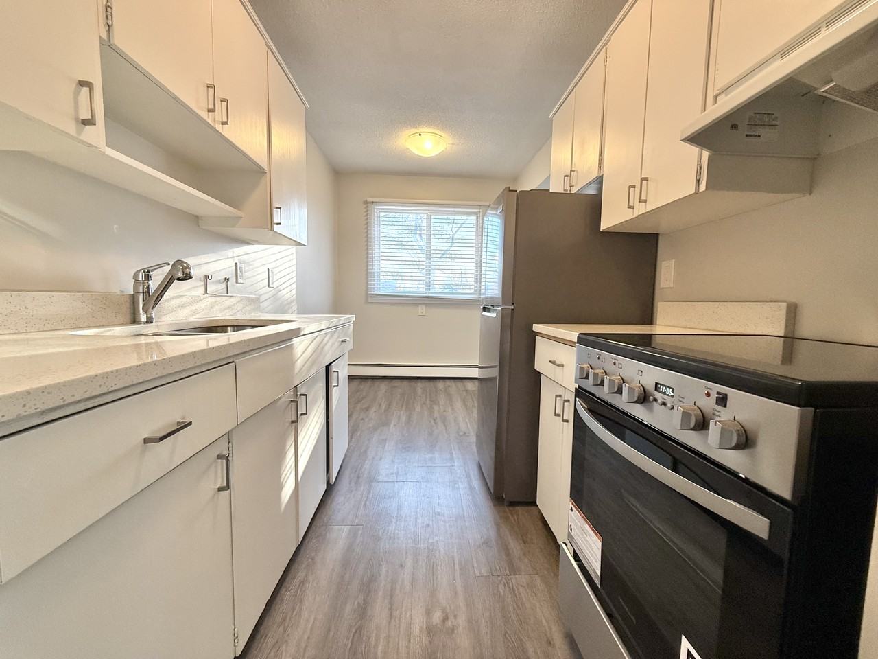 Wynton Manor - Photo 6 of 18