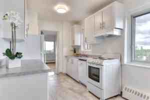 featured image of 1150 Boul De La Côte-Vertu