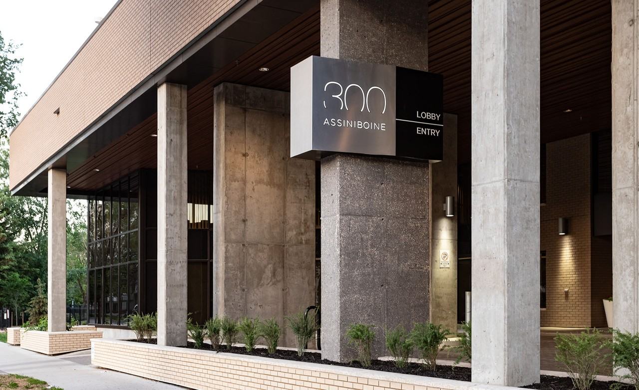 300 Assiniboine - Photo 4 of 50