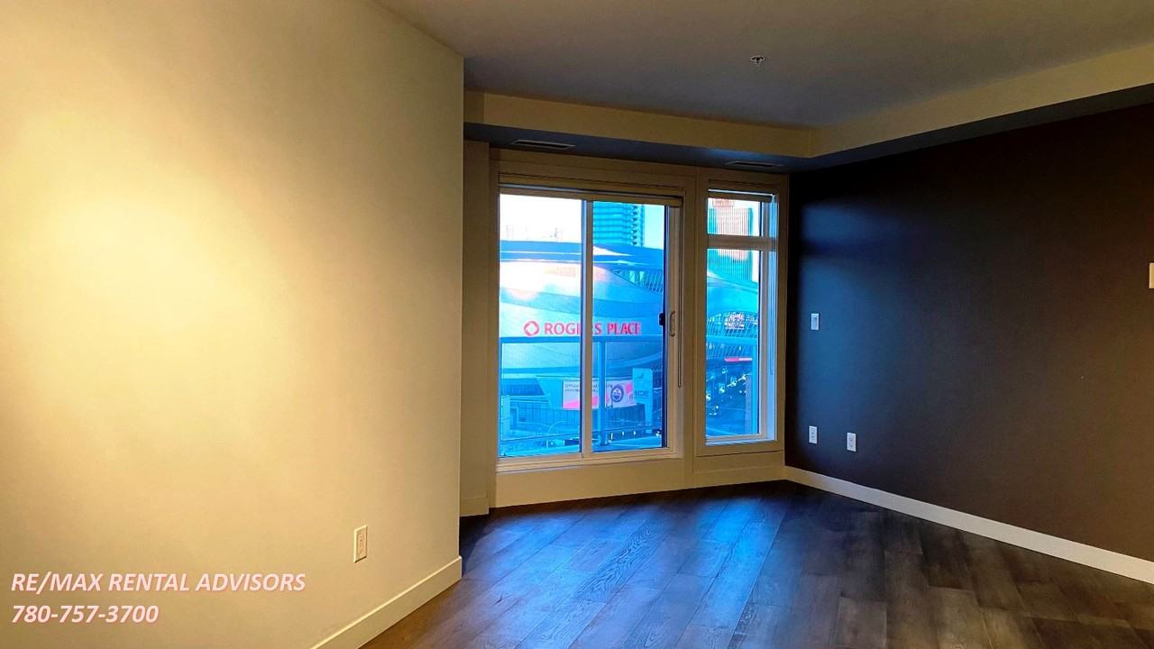 #906 10388 105 Street Northwest - Photo 6 of 19