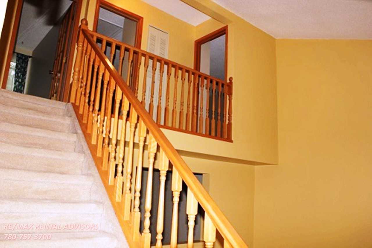 886 Lee Ridge Road - Photo 7 of 17