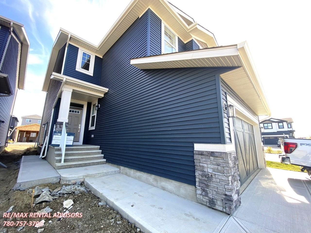 BSMT 5403 Parc Reunis Way - Photo 2 of 17